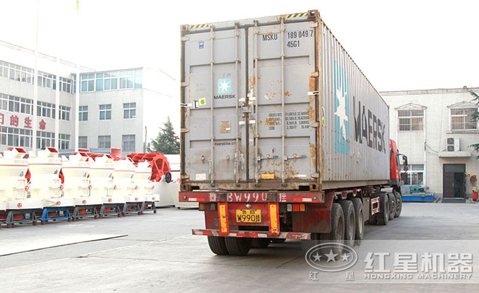 紅星磨粉機發貨現場